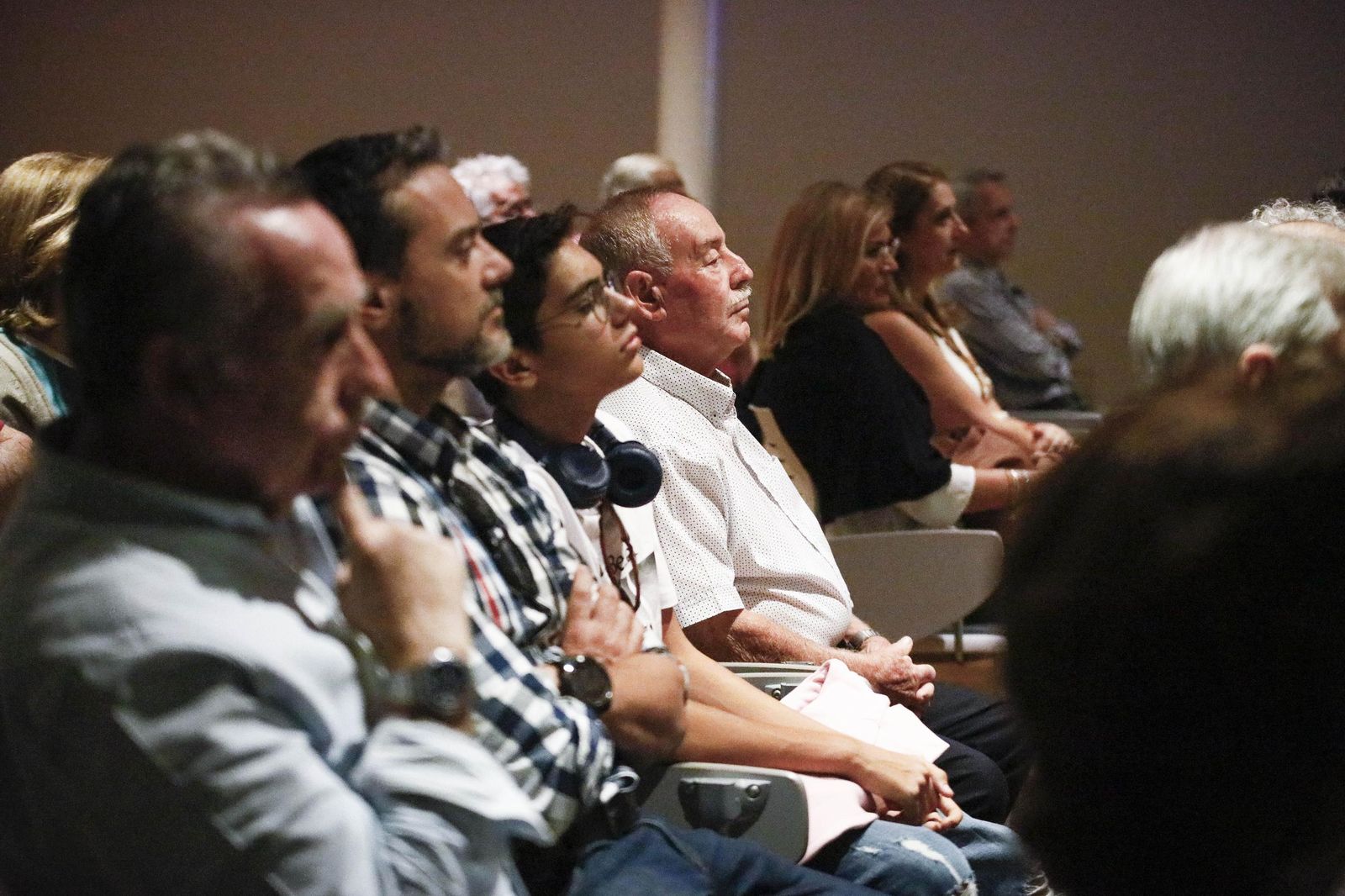 Las imágenes de las jornadas por la "XIX Semana Cultural" con Antonio Andrés en Almería