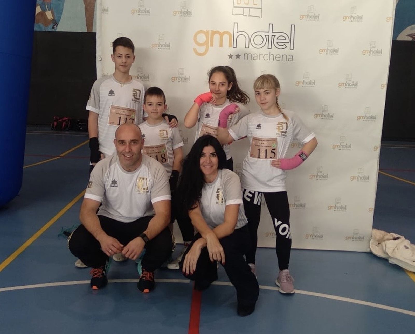 Alumnos y técnicos en el campeonato andaluz