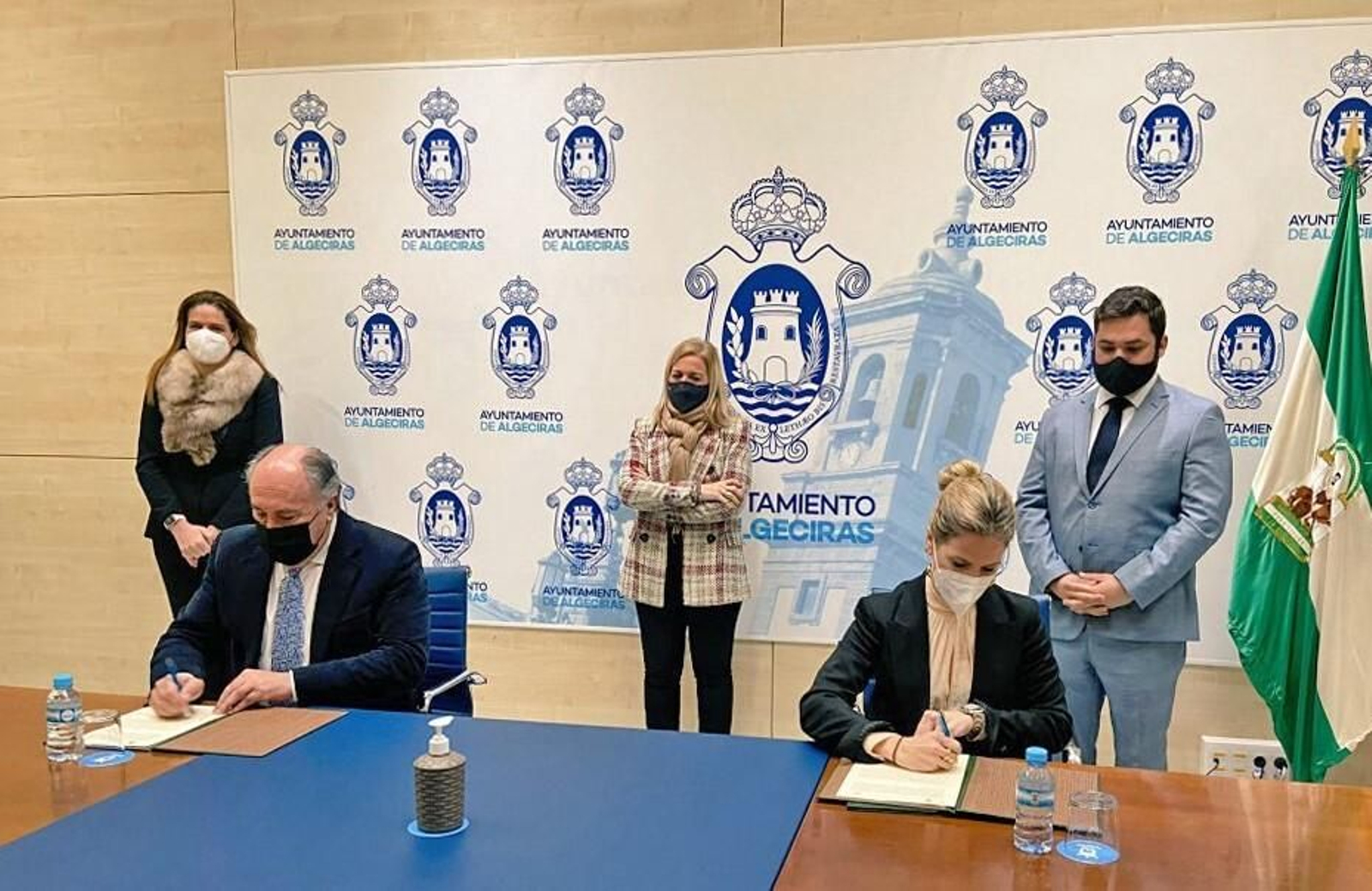 Firma de la cesión de suelos para la nueva sede judicial de Algeciras.