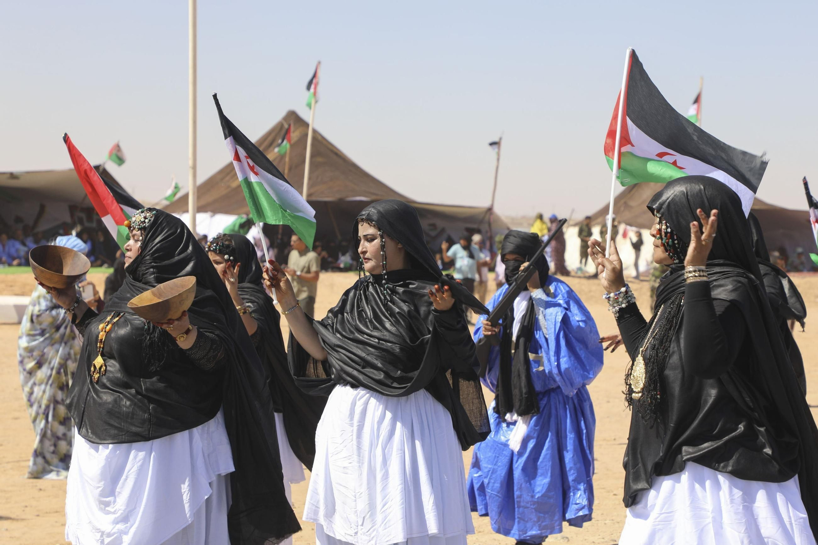 Saharauis conmemoran 50 años de unidad por la independencia del  Sáhara Occidental.