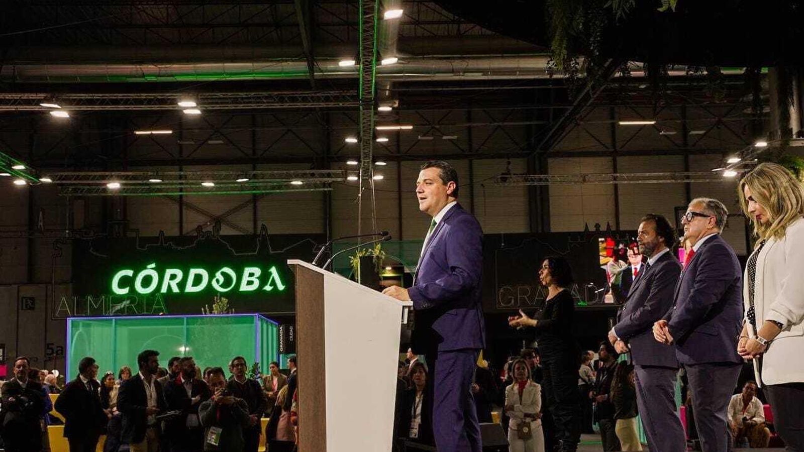 Un momento de la intervención del alcalde de Córdoba, José María Bellido. Un momento de la intervención del alcalde de Córdoba, José María Bellido.