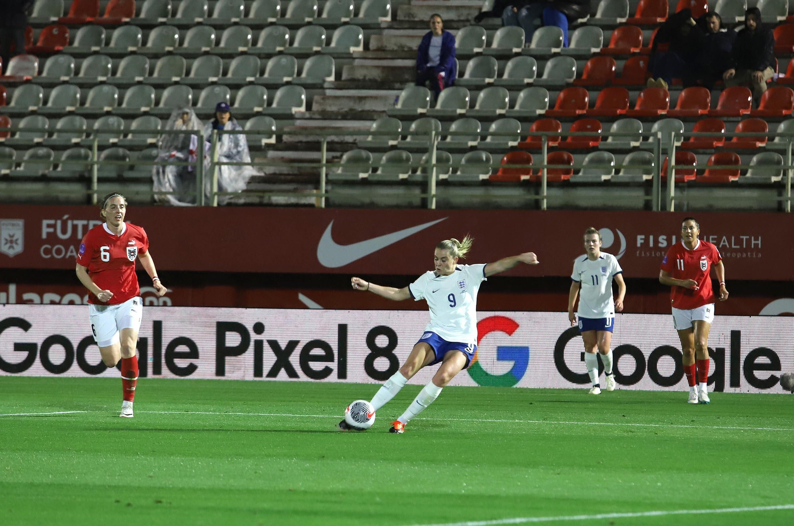 LAS FOTOS DEL AMISTOSO INGLATERRA-AUSTRIA FEMENINO EN ALGECIRAS