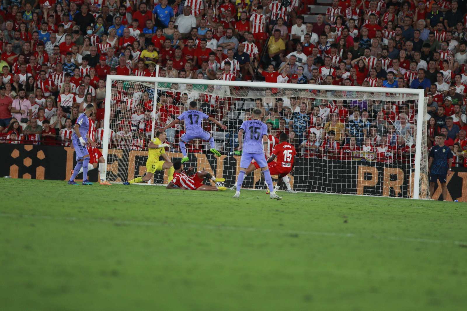 Imágenes del partido U.D. Almería-Real Madrid C.F. de la Liga Santander