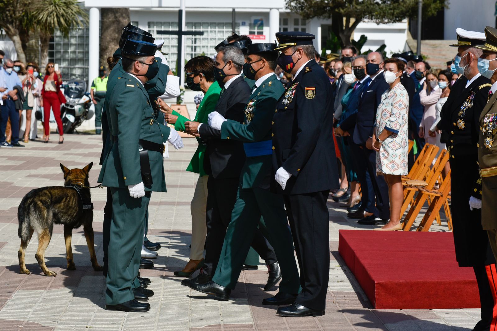 Las fotos de los actos de la Guardia Civil en Tarifa por la festividad de la Virgen del Pilar