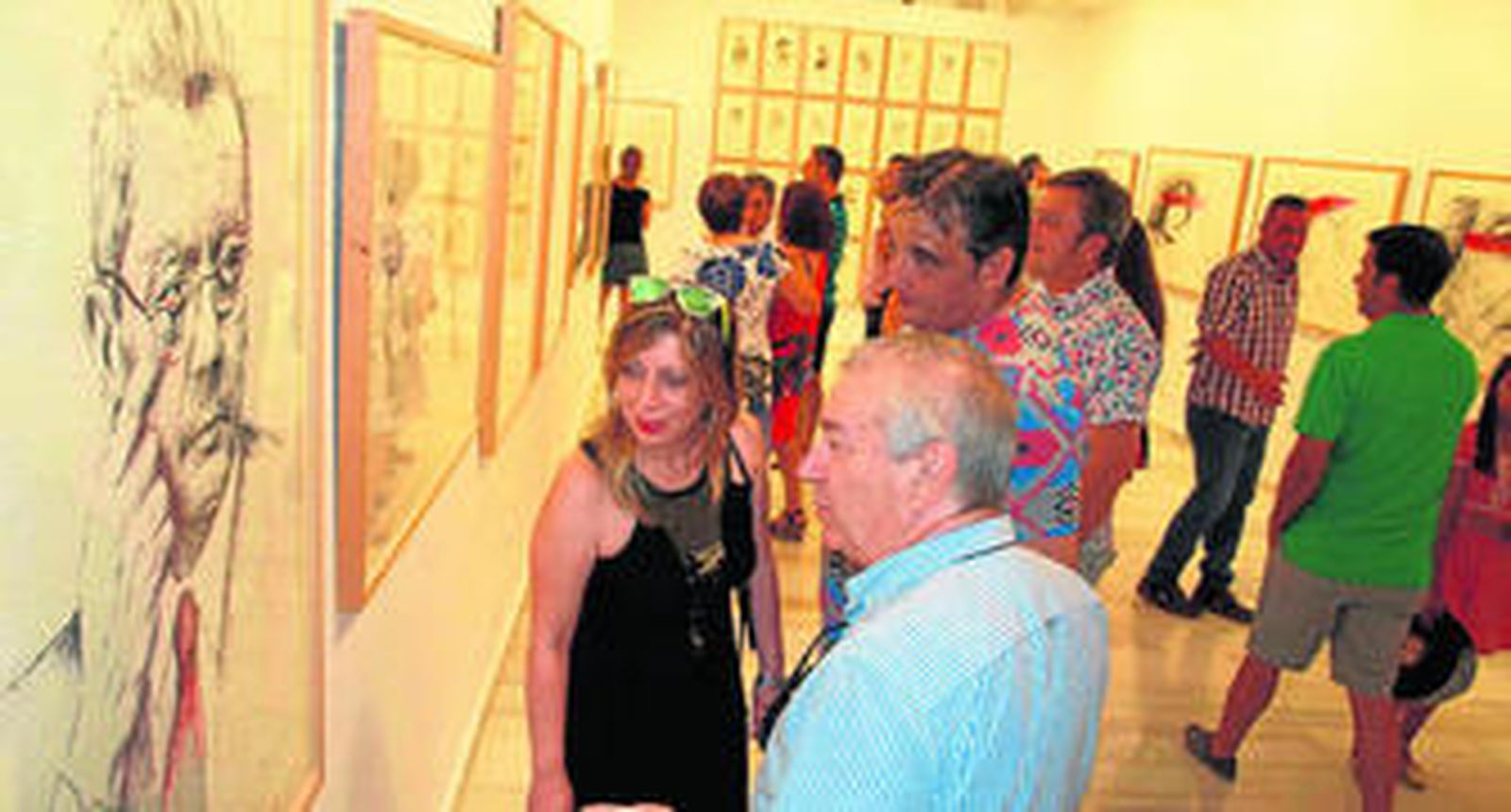 Muchos vecinos del municipio llenaron la sala expositiva del museo Vázquez Díaz en la inauguración del trabajo de Cirilo y Alejo.