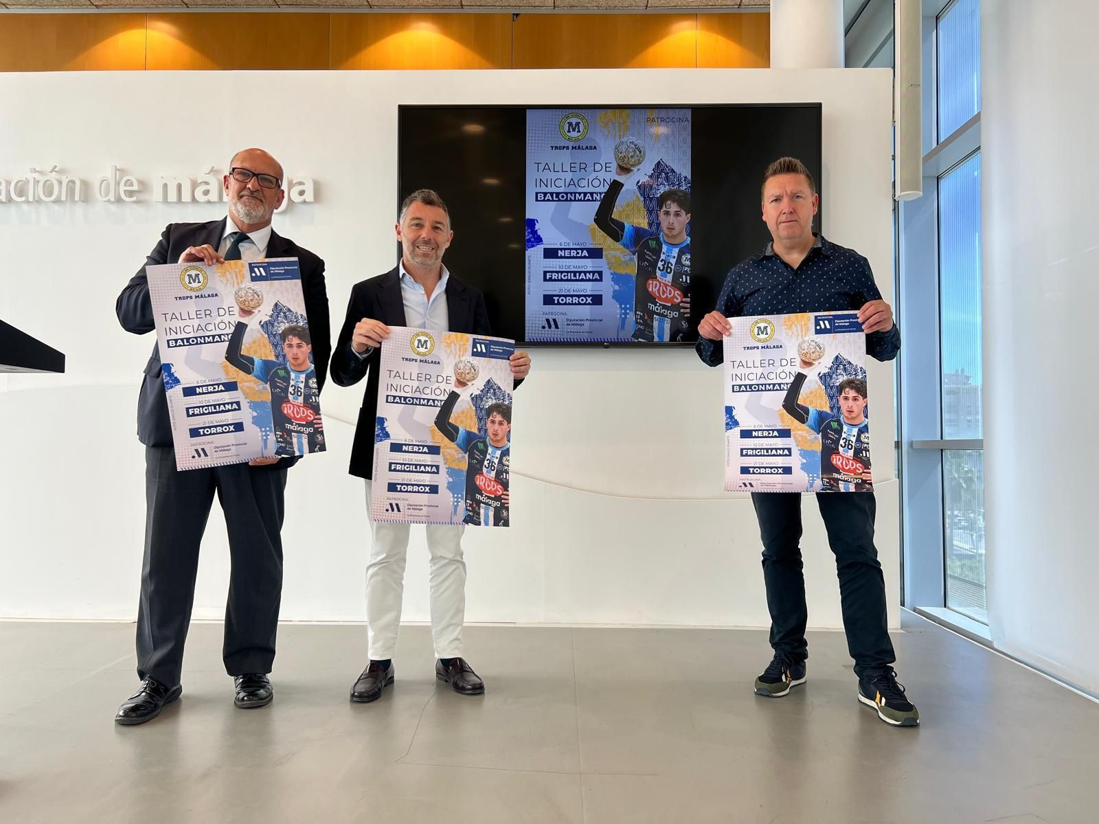 El Trops Málaga y la Diputación organizan un taller de iniciación al balonmano en la provincia