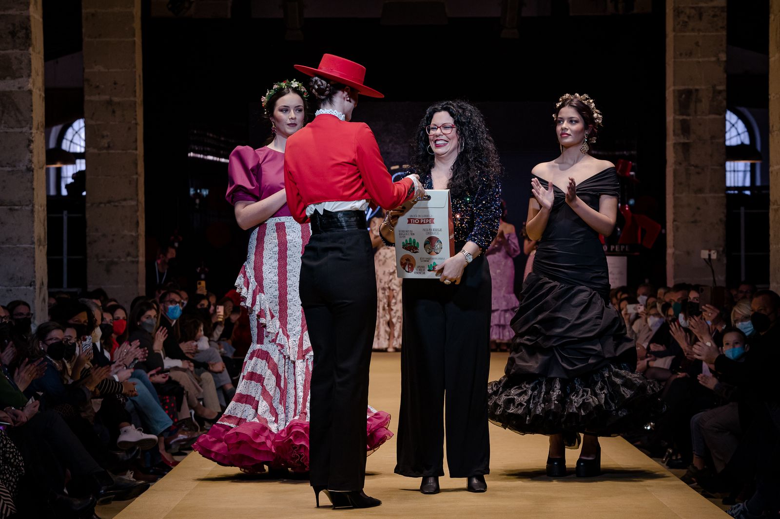 El desfile de Isabel Avedú, Luisa Reyes e Inma Castrejón en la Pasarela Flamenca de Jerez, todas las fotos