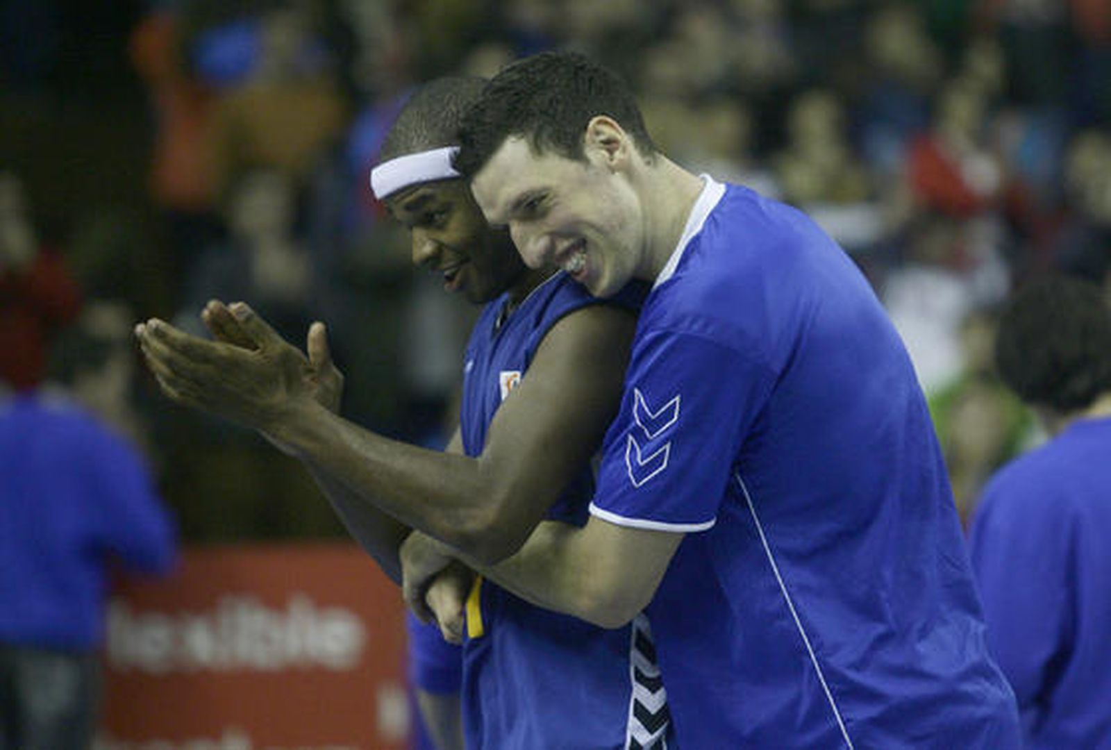 El Cajasol vence al Juventut en San Pablo y lo supera en la clasificaión. / Antonio Pizarro