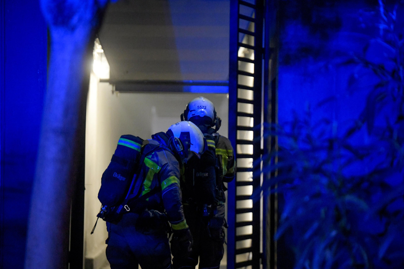 Fuego en el Nevada: un incendio obliga a desalojar el centro comercial y la intervención de los Bomberos