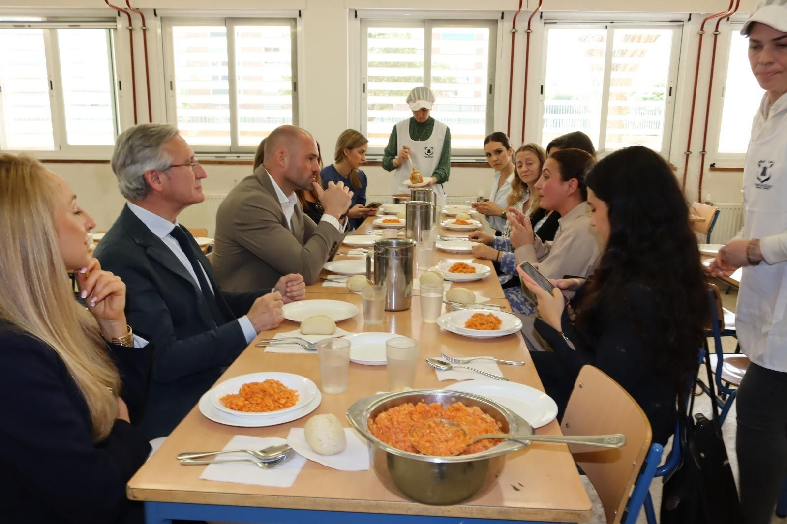 Servicios del Catering Hermanos González (CHG).