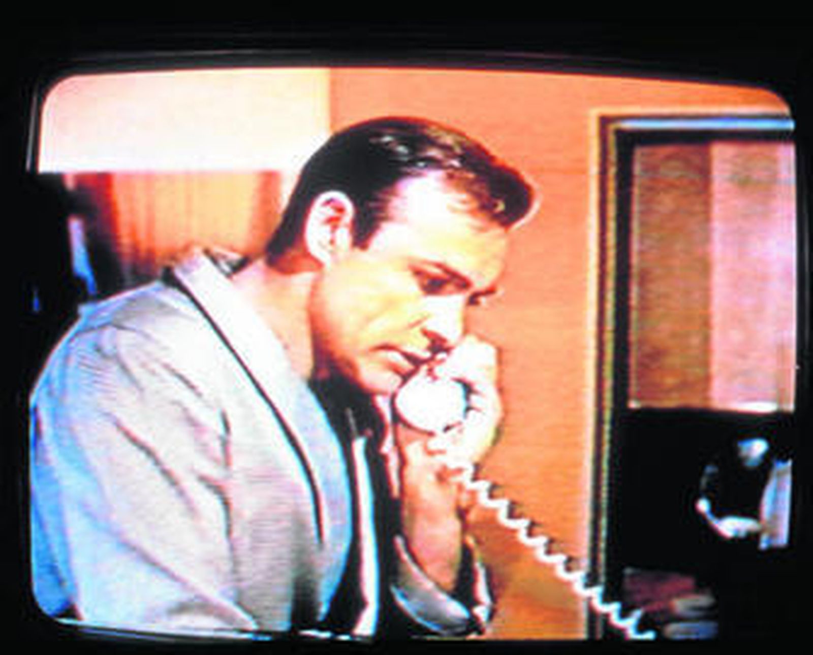 Sean Connery, en una secuencia del vídeo experimental 'Telephones' de Marclay.