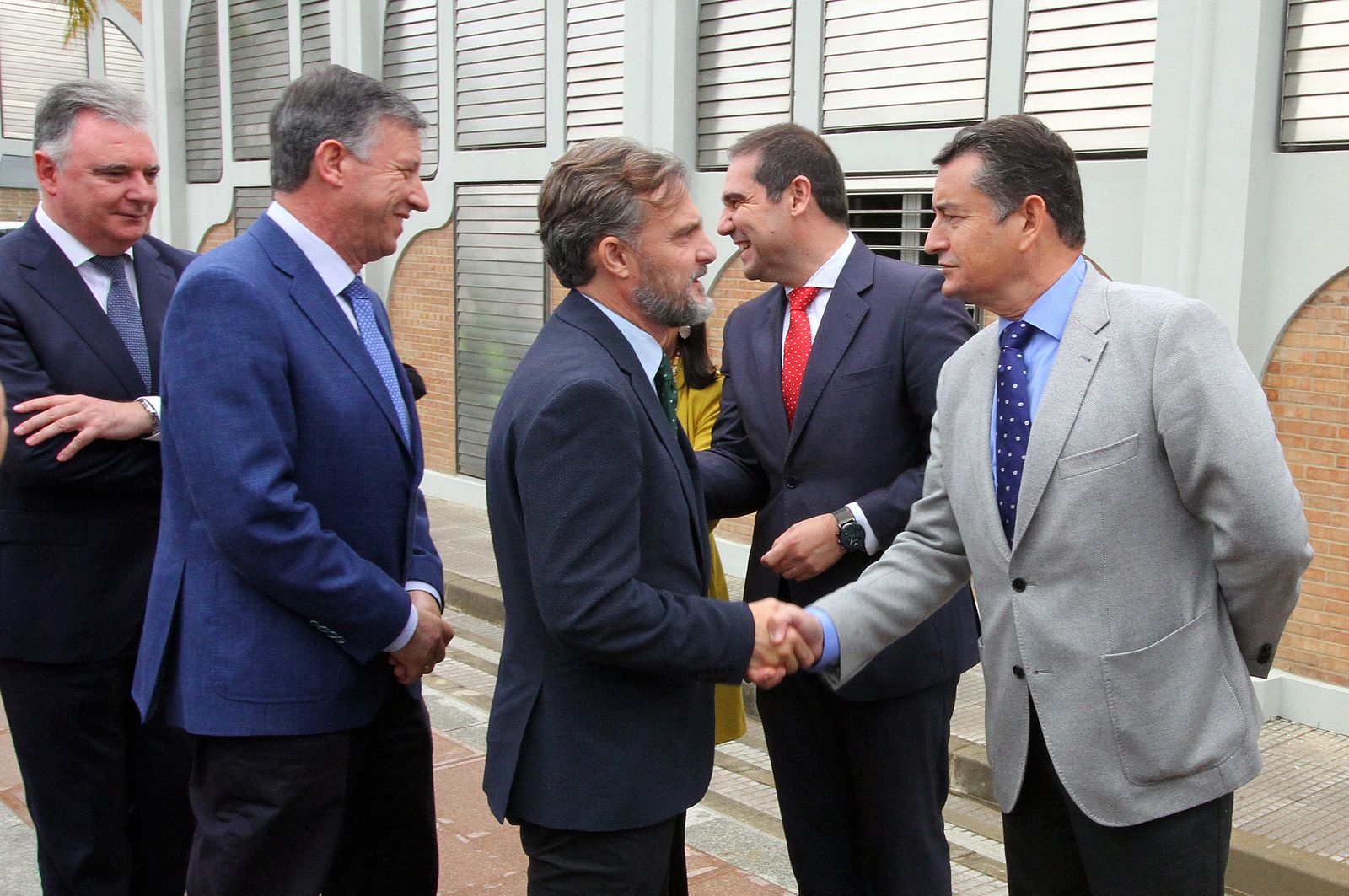 Imágenes de la toma de posesión del nuevo presidente del Puerto de Huelva, José Luis Ramos.