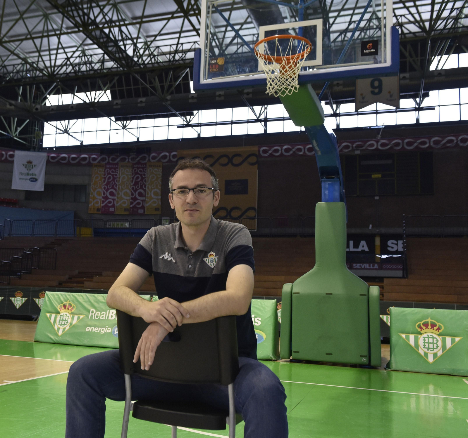 Asier Alonso, durante su etapa en el Betis.