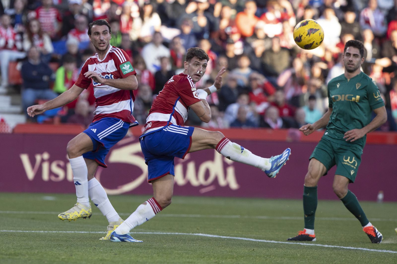 La última vez que ganó el Granada CF fue ante el Cádiz el pasado mes de enero.