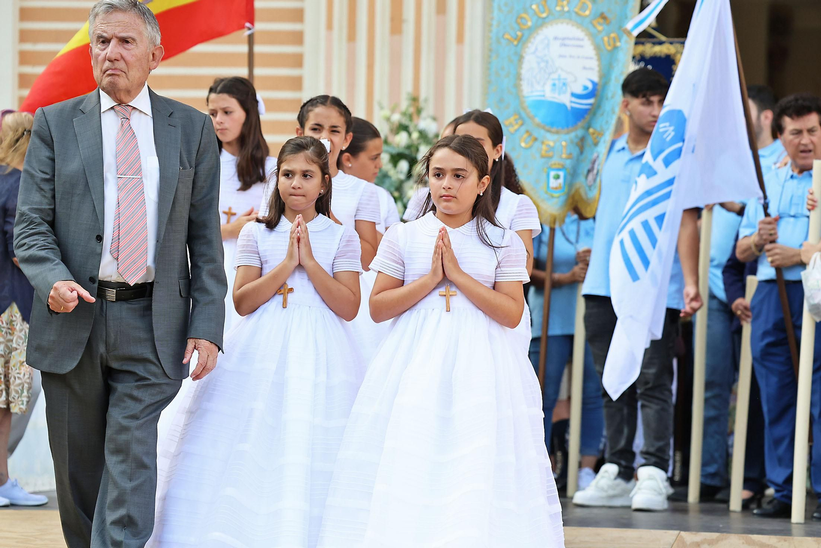 Imágenes de la procesión del Corpus Christi por las calles de Huelva