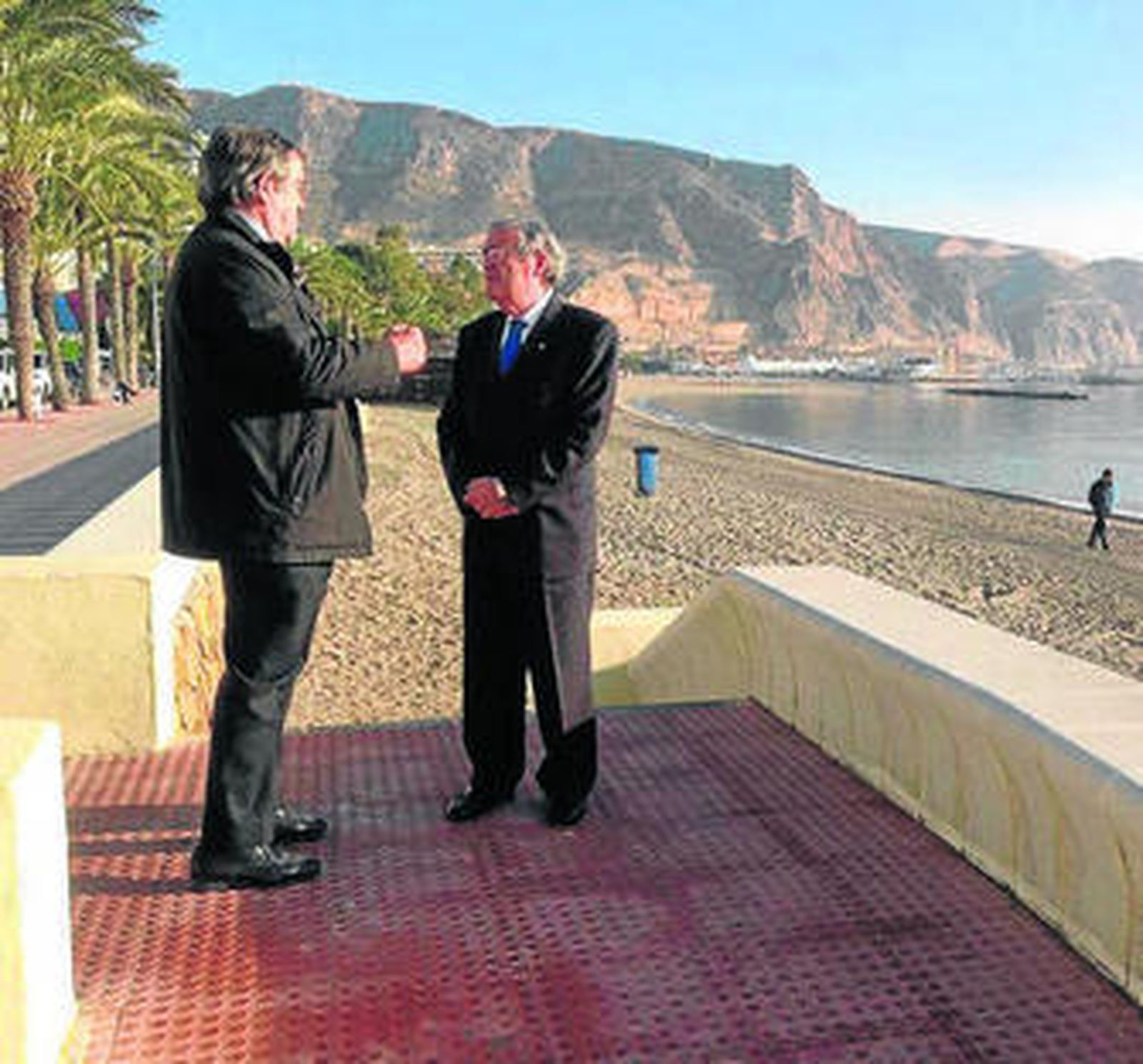 Miguel Ángel Castillo y Andrés García Lorca, ayer en Aguadulce.