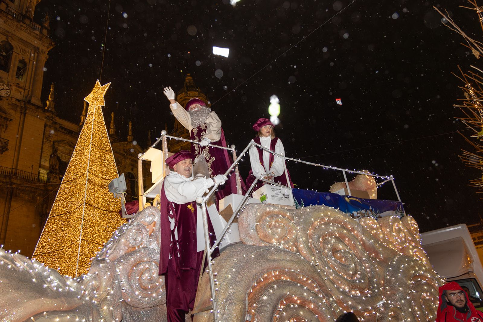 Así vive Jaén la Cabalgata de Reyes Magos: “Jaén, cajita de Navidad mágica” (I)