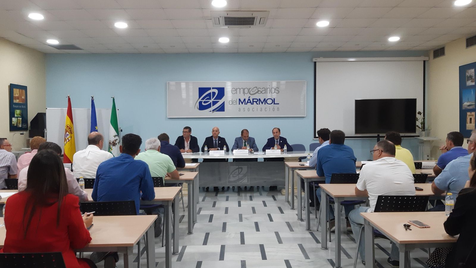 Un momento de la celebración de la asamblea, en Macael.
