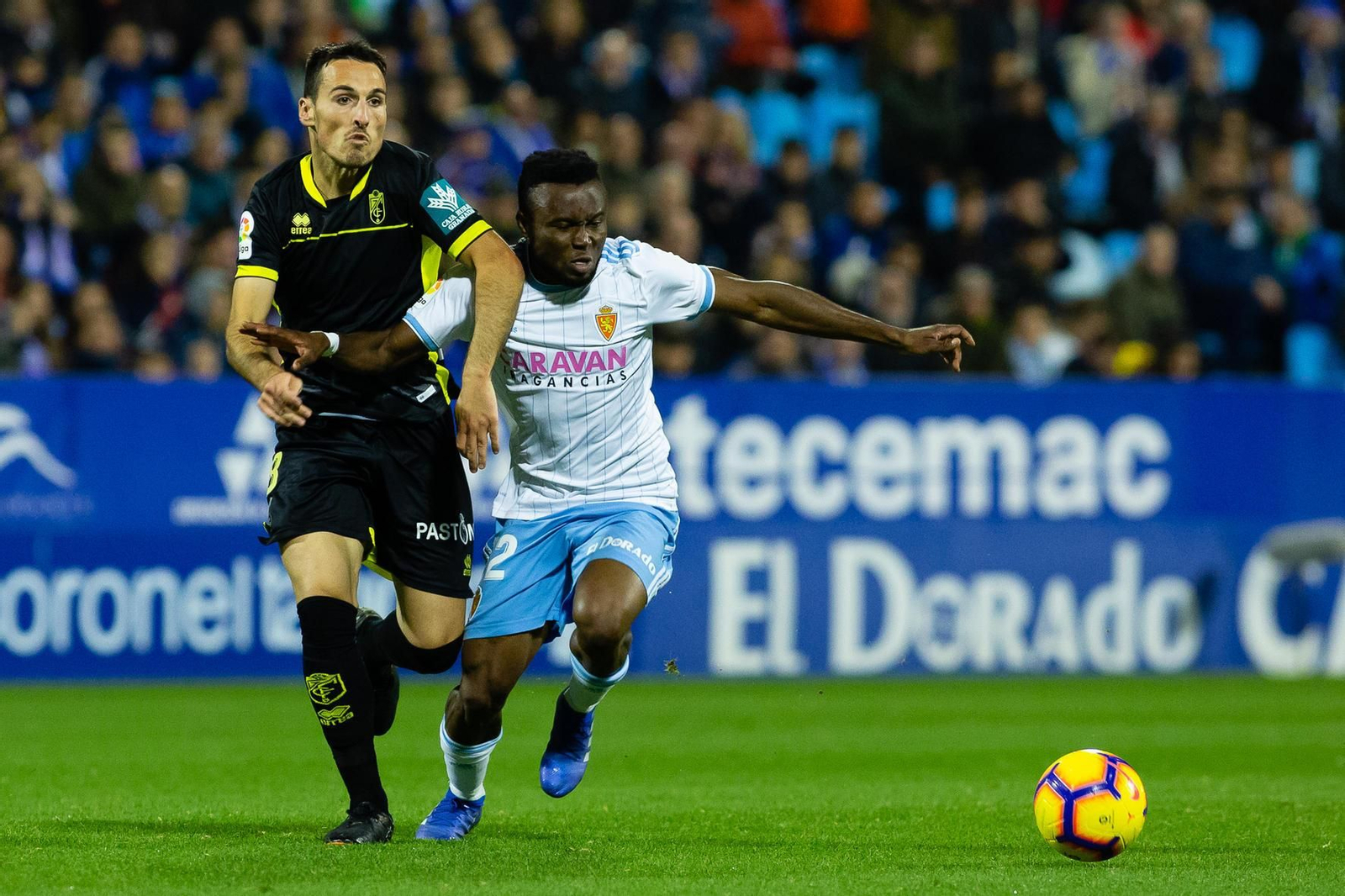 El Zaragoza-Granada CF, en imágenes