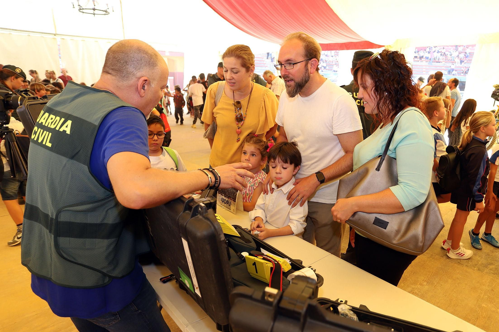 Imágenes de la jornada de puertas abiertas de la Guardia Civil