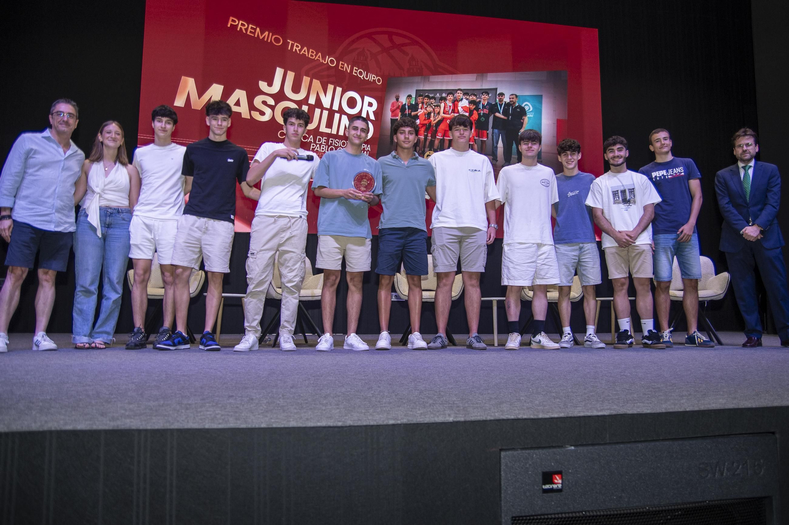 Valores y emoción en la IV Gala de Fomento del Baloncesto del Jaén CB, en imágenes