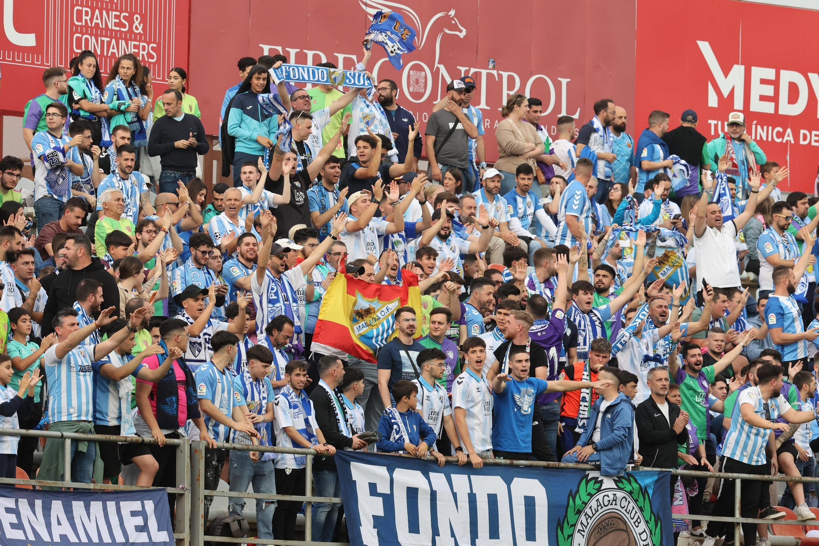 Búscate en las fotos del Algeciras - Málaga CF en el Nuevo Mirador