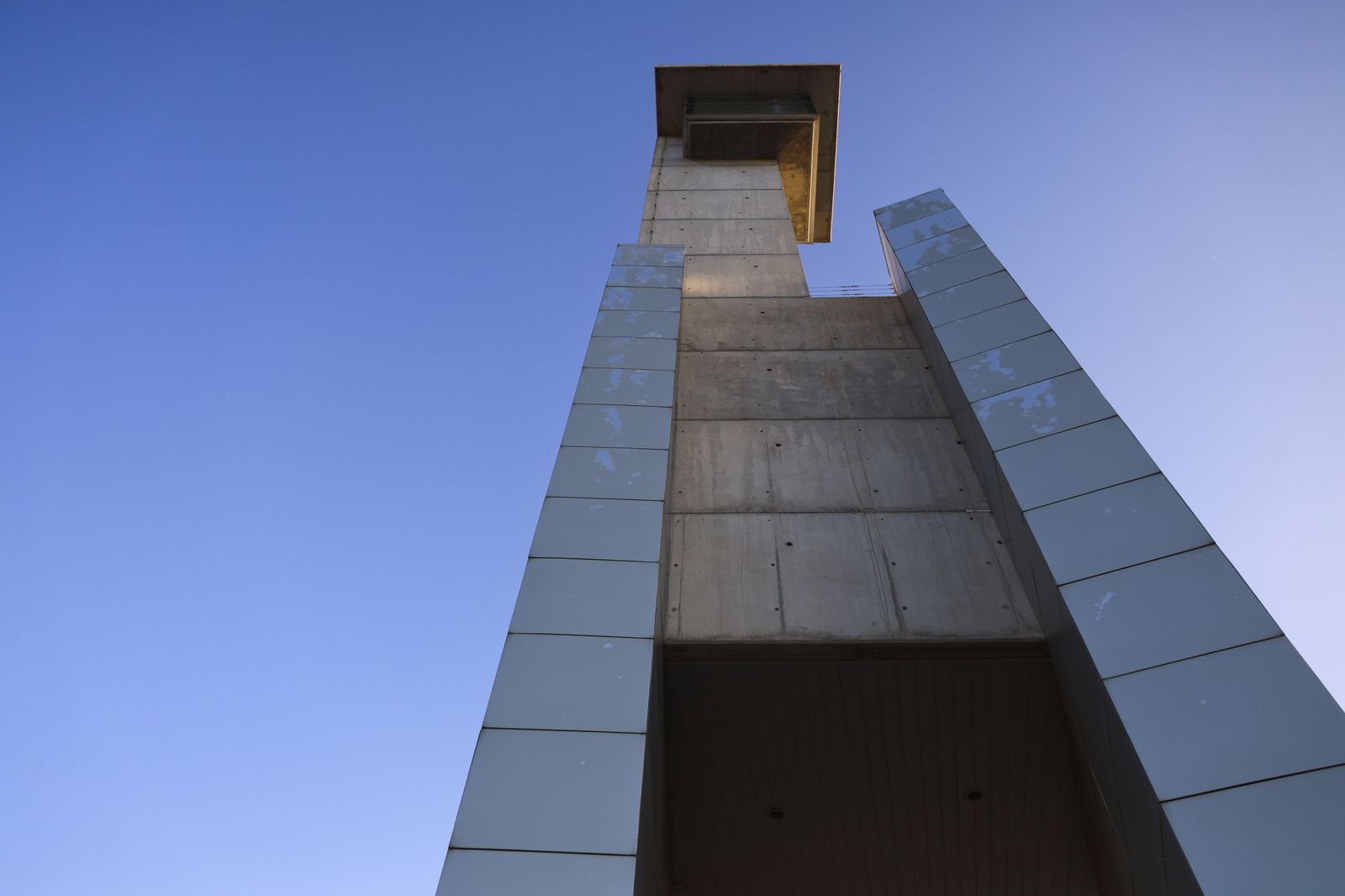 Imágenes de los 10 edificios singulares de la Málaga contemporánea