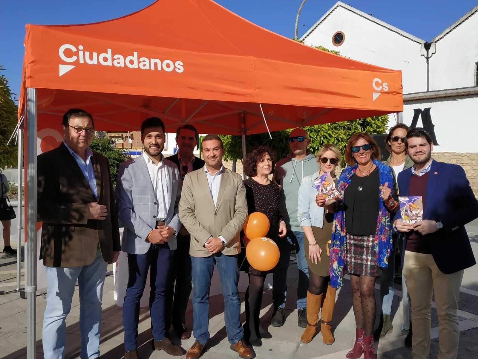 Marcial Gómez, durante un acto en Montilla junto a Sergio Urbano.