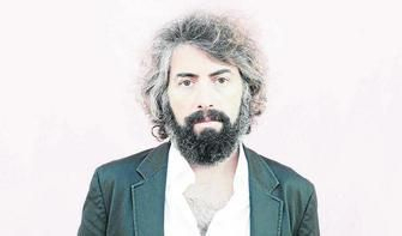 Antonio Luque, Sr. Chinarro, a sus cuarenta años, en una imagen promocional.