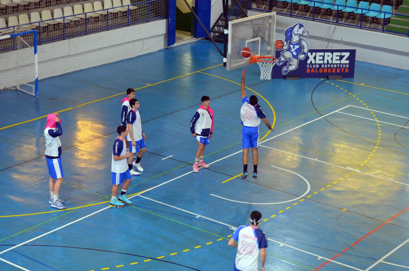 Fernando Gómez debuta este domingo al frene del Xerez CD Baloncesto.