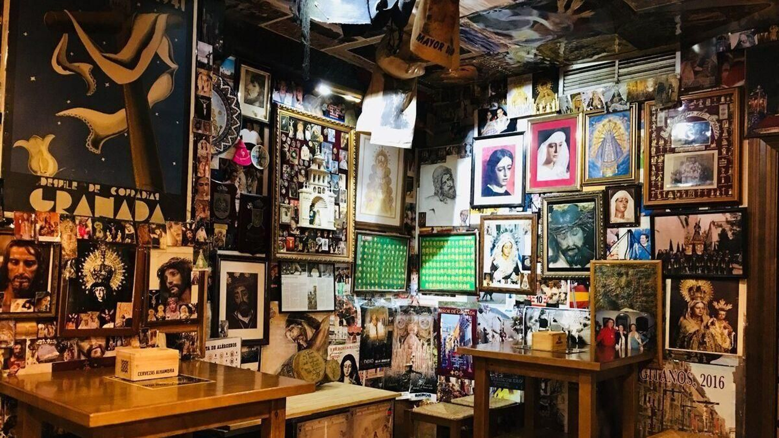 Los mejores bares cofrades de Granada para despedir la Semana Santa