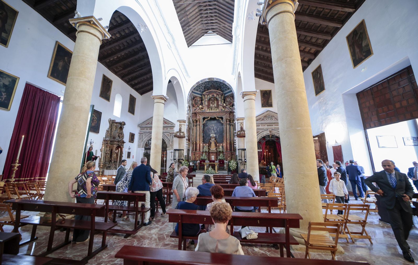 Imágenes de la reapertura de la iglesia de Santiago