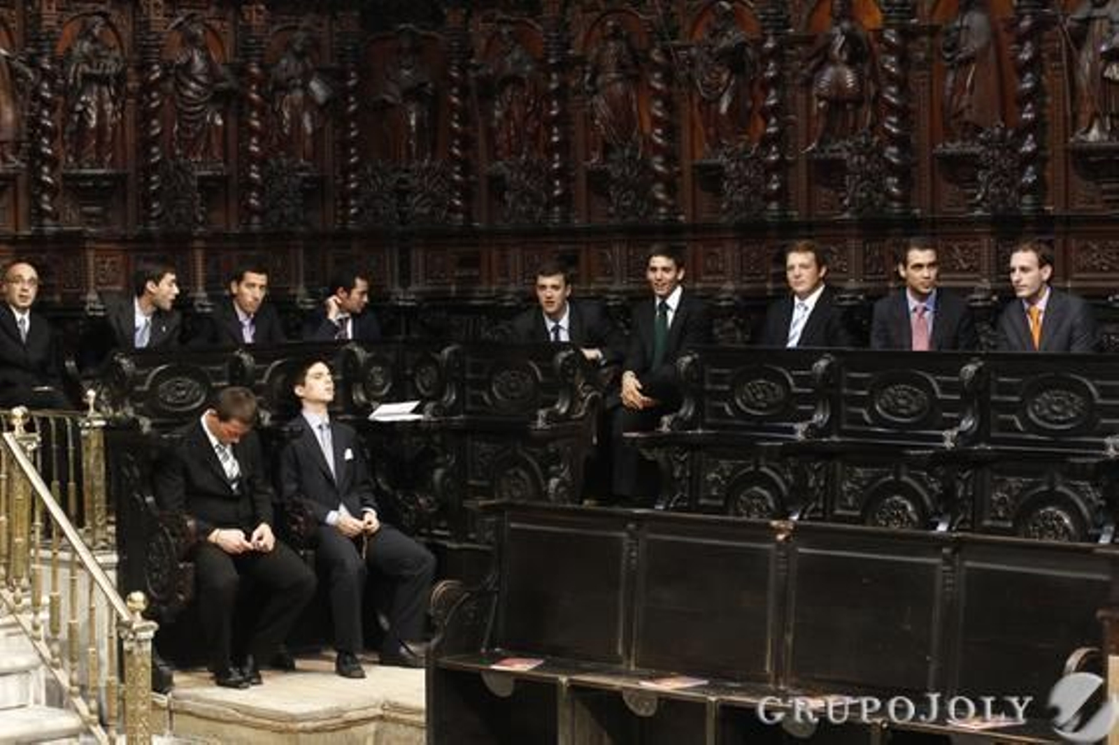 Imágenes de la toma de posesión del nuevo obispo de Cádiz y Ceuta, Rafael Zornoza Boy, en la Catedral de Cádiz.

Foto: Lourdes de Vicente - Joaquin Pino