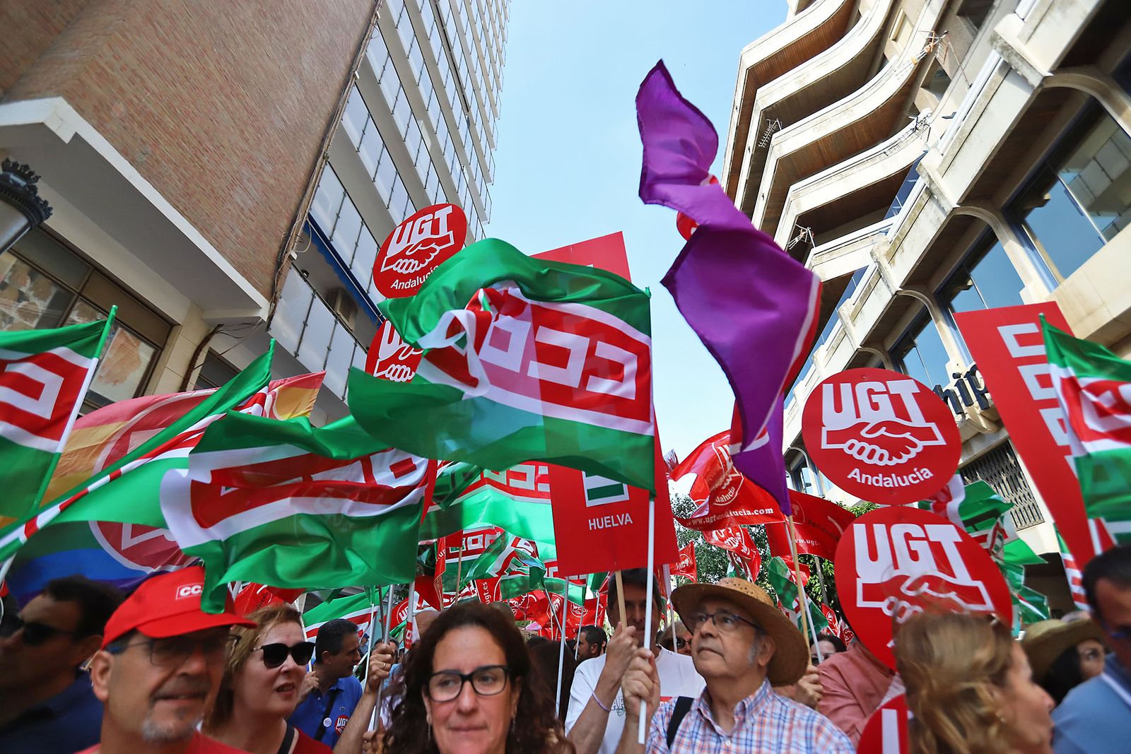 Imágenes de la Manifestación por el Día del Trabajador 2023 en Huelva
