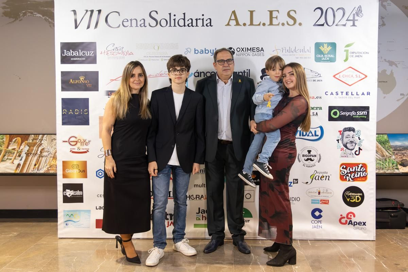 VII cena solidaria de la Asociación para la Lucha contra las Enfermedades de la Sangre (ALES), en imágenes