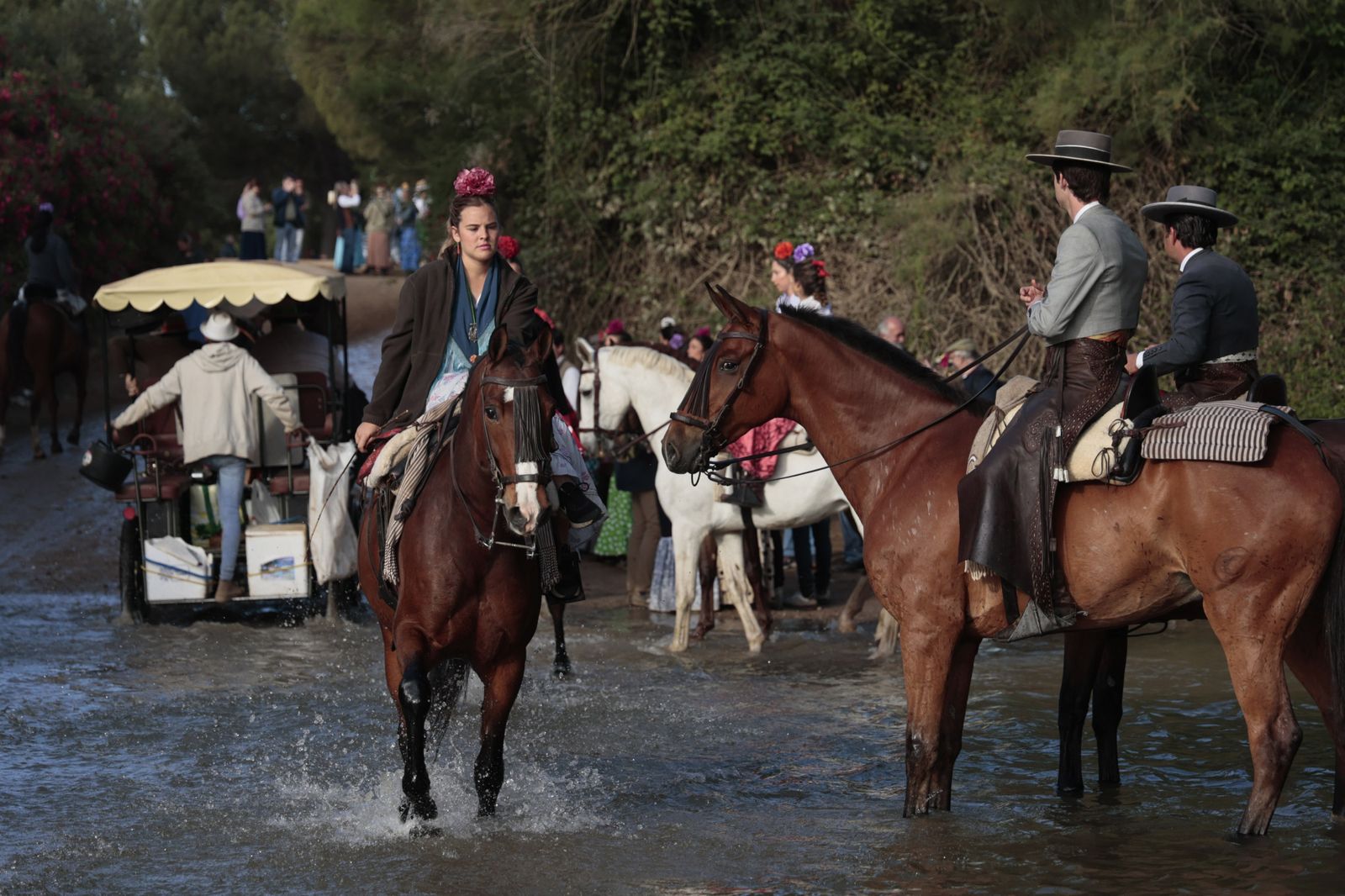 Las mejores imágenes del paso de Sevilla y Triana por el Quema