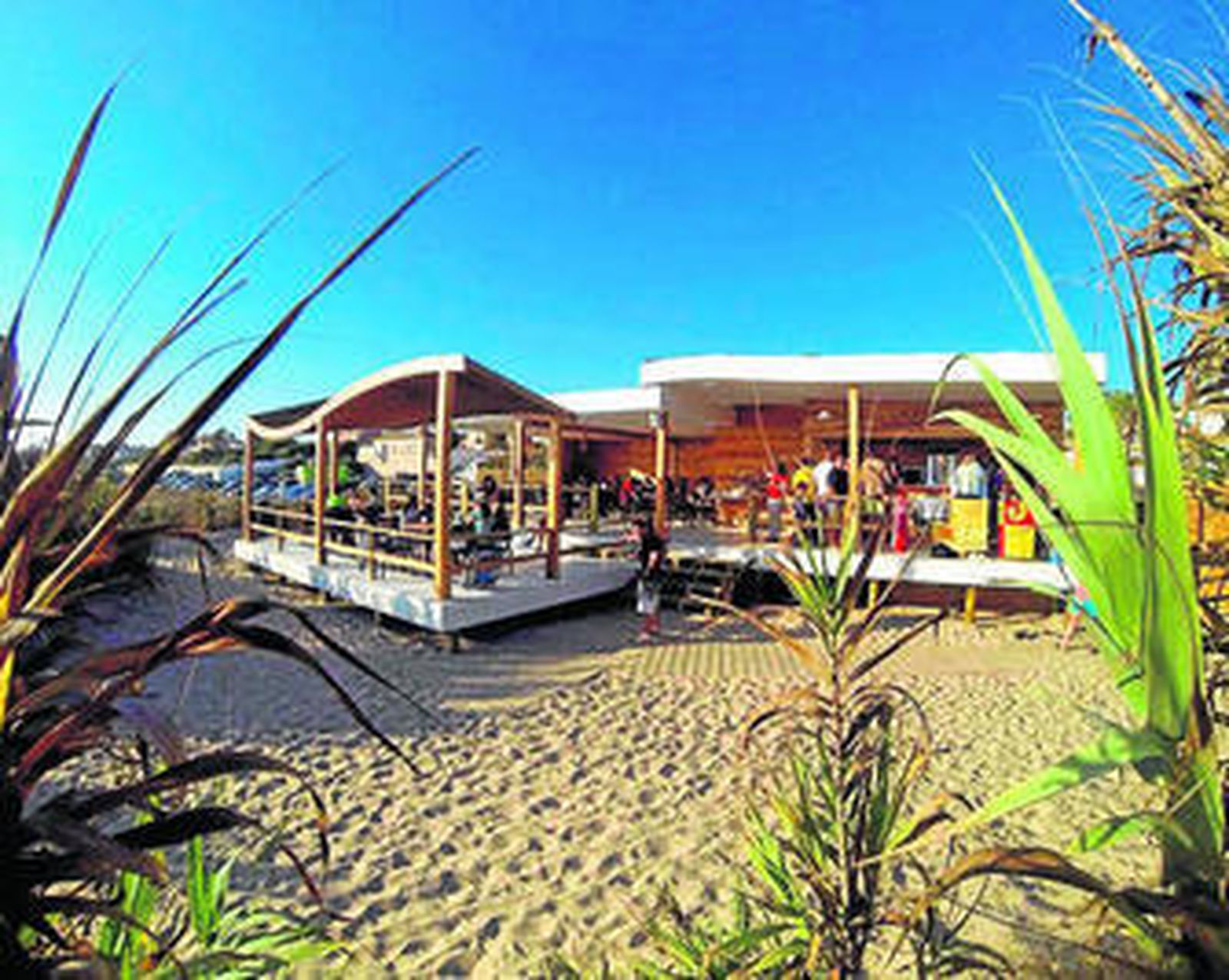 Imagen de archivo del local situado entre la segunda y tercera pista de La Barrosa.