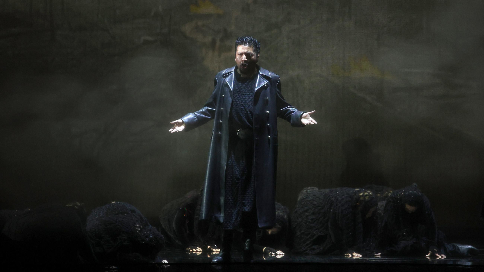 Imágenes de la ópera Macbeth en el Teatro Villamarta de Jerez