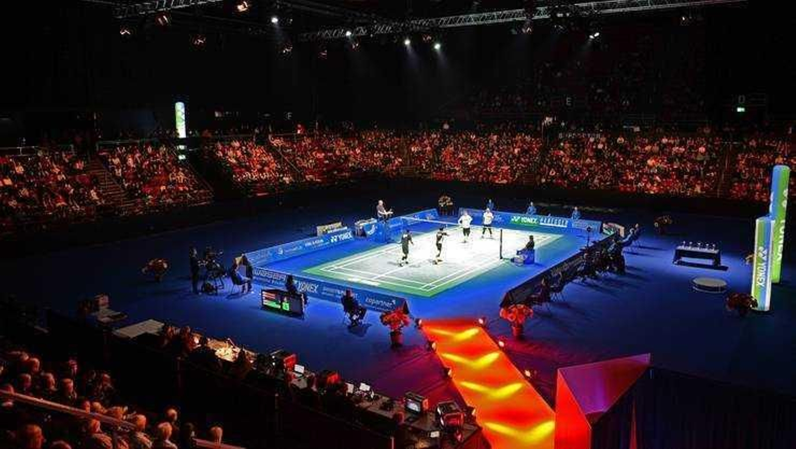 El Campeonato del Mundo de bádminton ha comenzado ya en Suiza.
