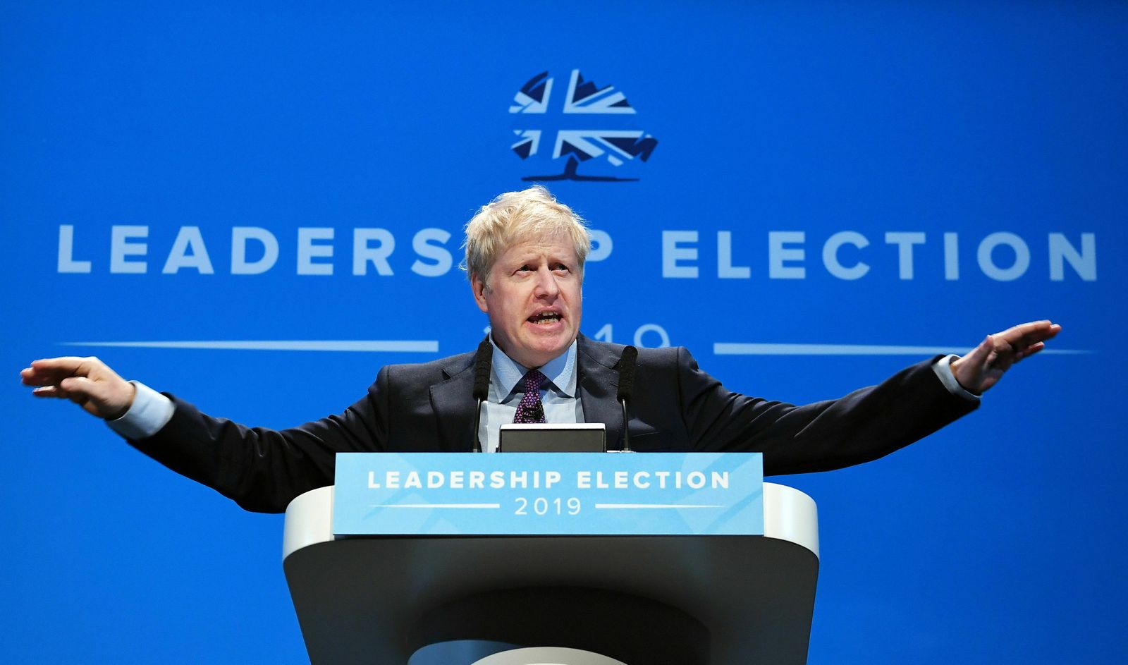 Boris Johnson, durante su primer cara a cara con Jeremy Hunt en la campaña por el liderazgo 'tory'.