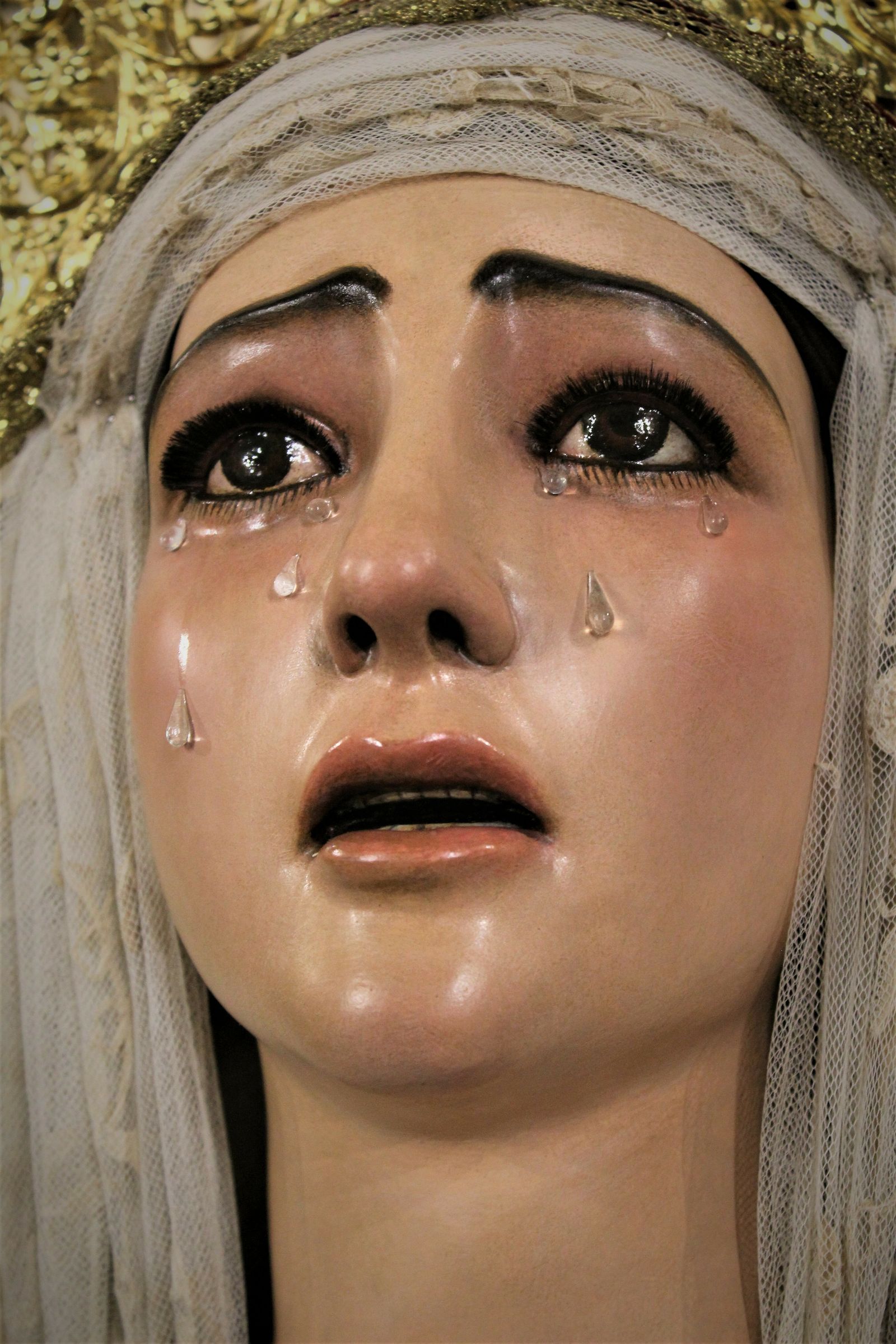 Primer plano de la Virgen de Guía tras ser restaurada