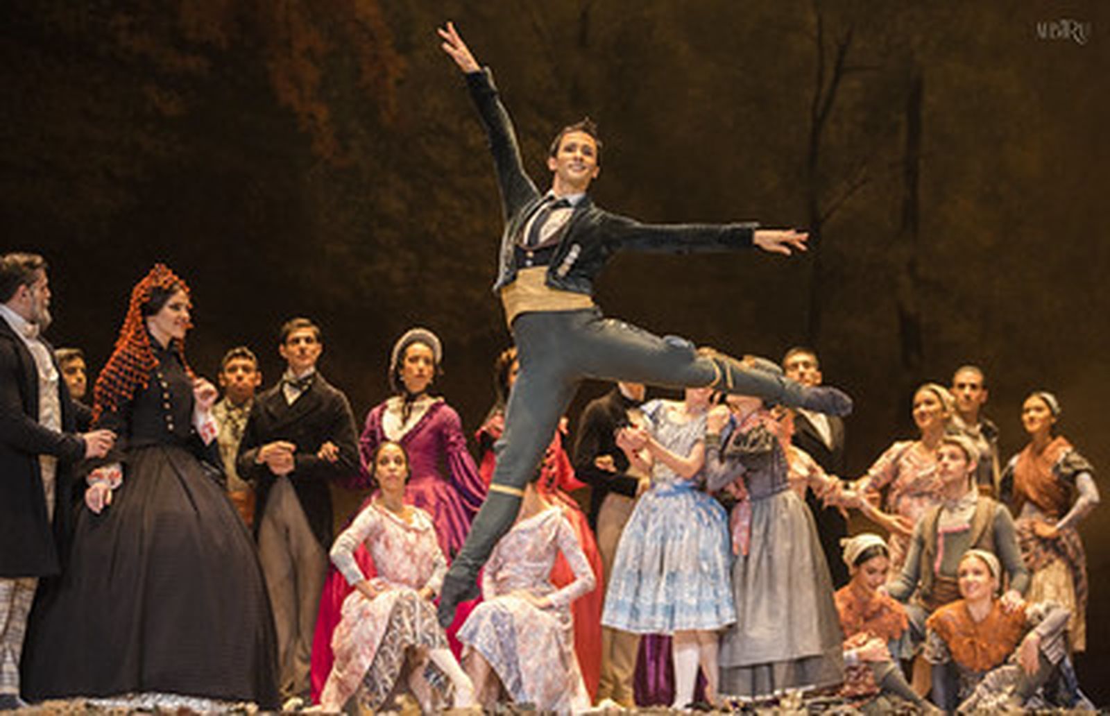 Viernes de flamenco, ballet y solidaridad