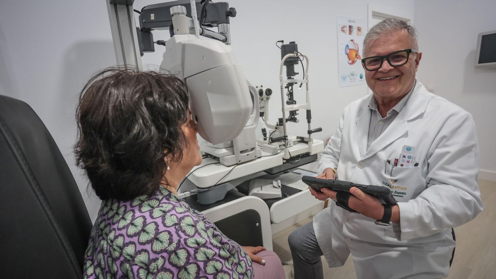 Paco Zapata, en su puesto de trabajo.