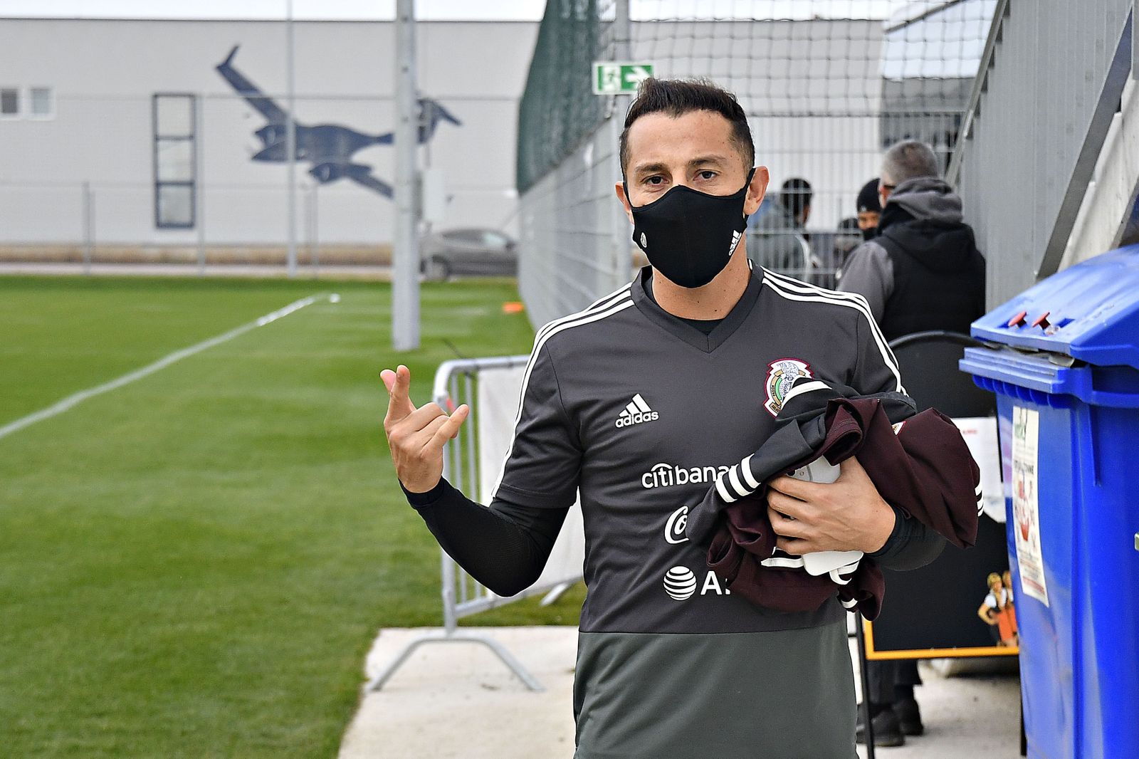 Guardado, en un entrenamiento con México.