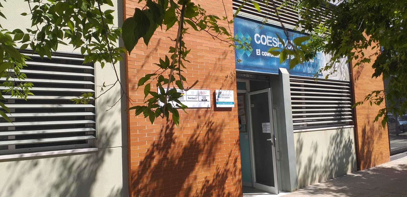 La sede de Acoprober en Los Bermejales.