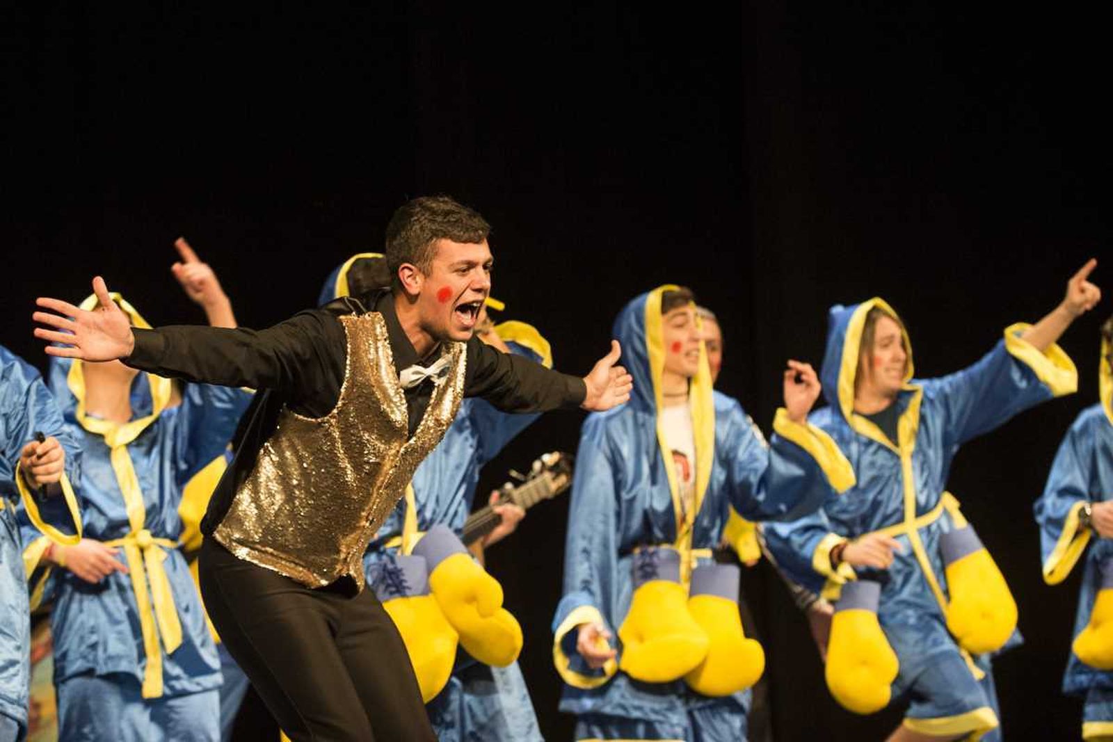 Las imágenes de la quinta función de cuartos