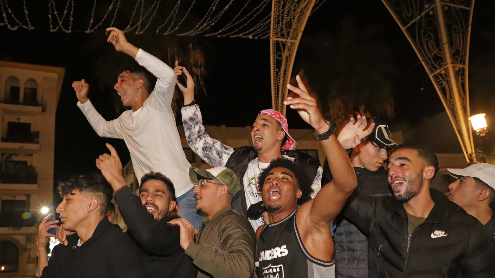 Fotos de la celebración en Algeciras de la victoria de Marruecos sobre España en Qatar