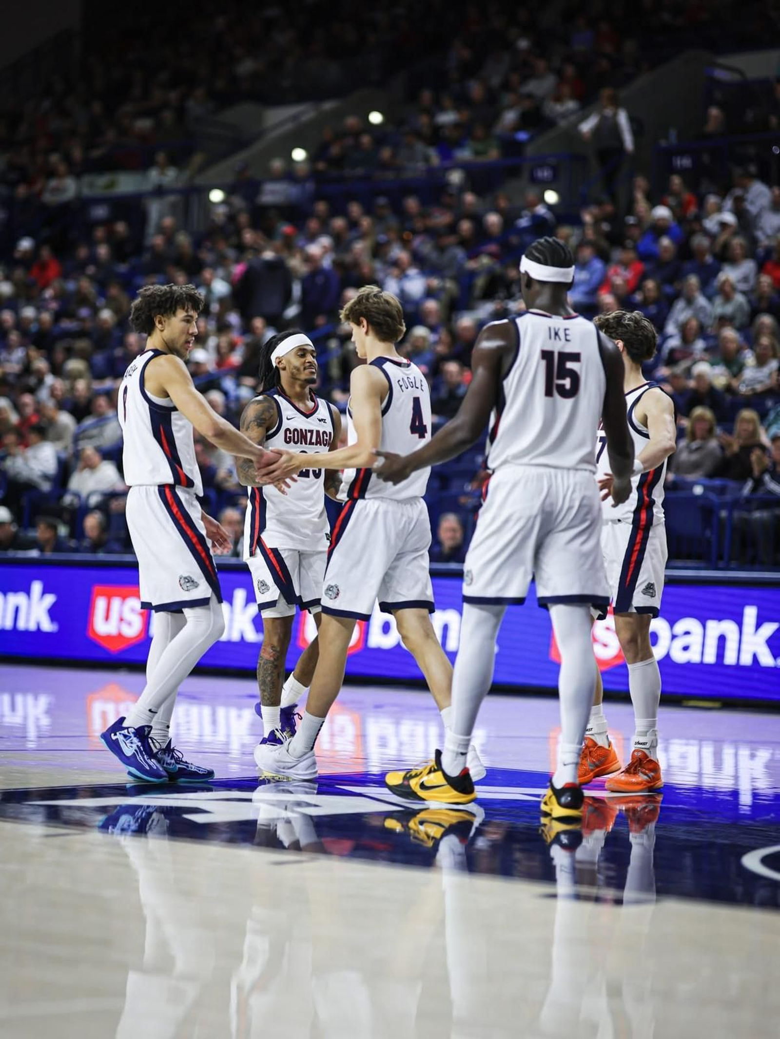 Mario Saint-Supéry deja destellos en su segundo partido con Gonzaga