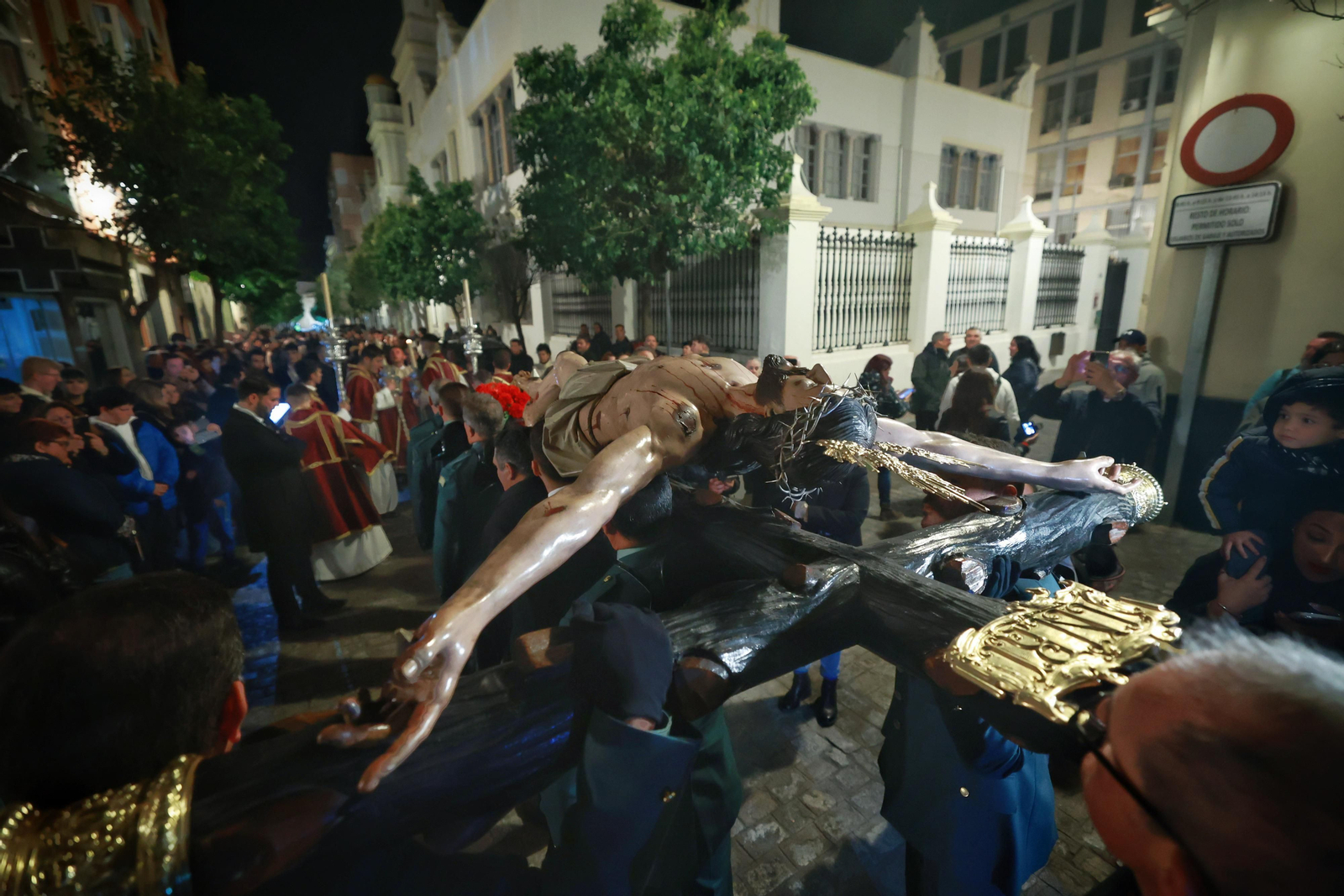 Via crucis de Expiración con su traslado a Beato Diego.