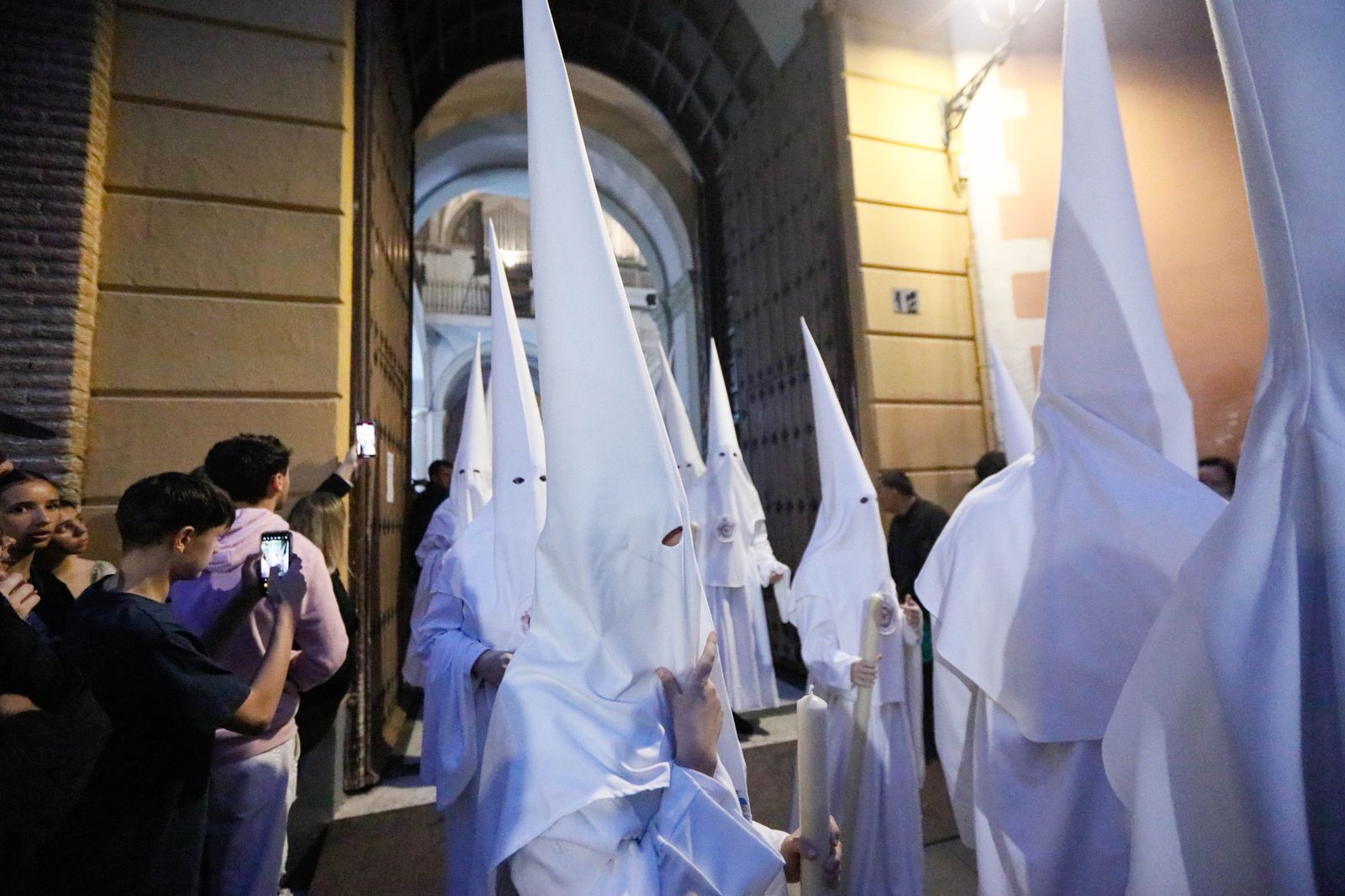 Te contamos en imágenes la Santa Cena tras la lluvia en la ciudad